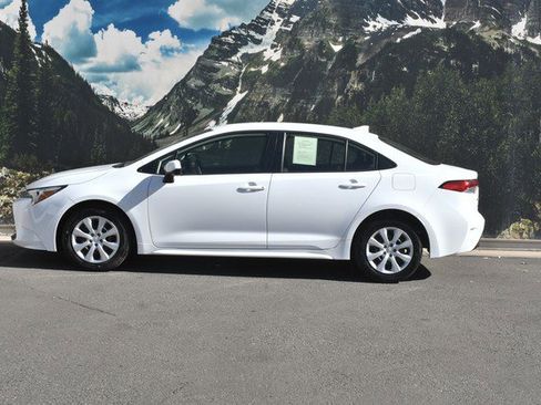 Certified 2024 Toyota Corolla LE image 7