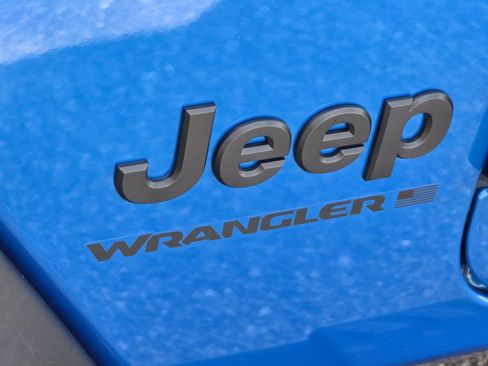 Used 2024 Jeep Wrangler Unlimited Sport AWD/4WD image 35