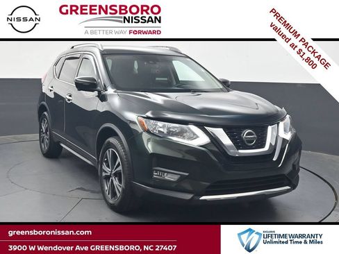 Used 2019 Nissan Rogue SV w/ Premium Package AWD/4WD image 1