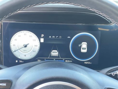 Certified 2024 Hyundai Elantra SEL w/ Convenience Package image 17