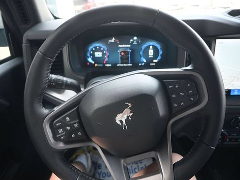 New 2025 Ford Bronco Badlands AWD/4WD image 19