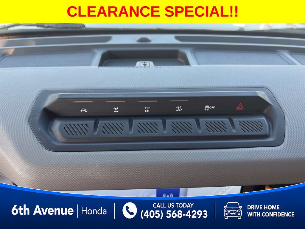 Used 2023 Ford Bronco Badlands w/ Sasquatch Package AWD/4WD image 38