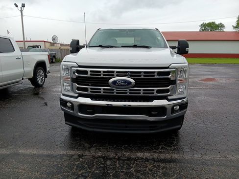 Used 2023 Ford F350 XLT AWD/4WD image 8