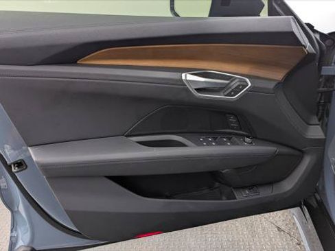 Used 2022 Audi e-tron GT Premium Plus AWD/4WD image 13