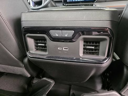 Used 2025 GMC Sierra 1500 AT4 AWD/4WD image 17