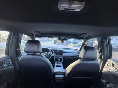 Used 2019 Honda Civic Sport Touring image 12