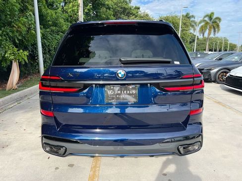 Used 2026 BMW X7 xDrive40i w/ M Sport Package AWD/4WD image 6