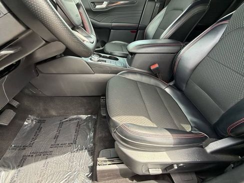 Used 2025 Ford Escape ST-Line FWD image 11