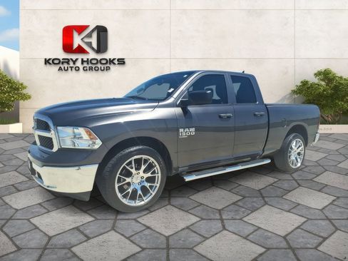 Used 2020 RAM 1500 Tradesman w/ Chrome Plus Package RWD image 1