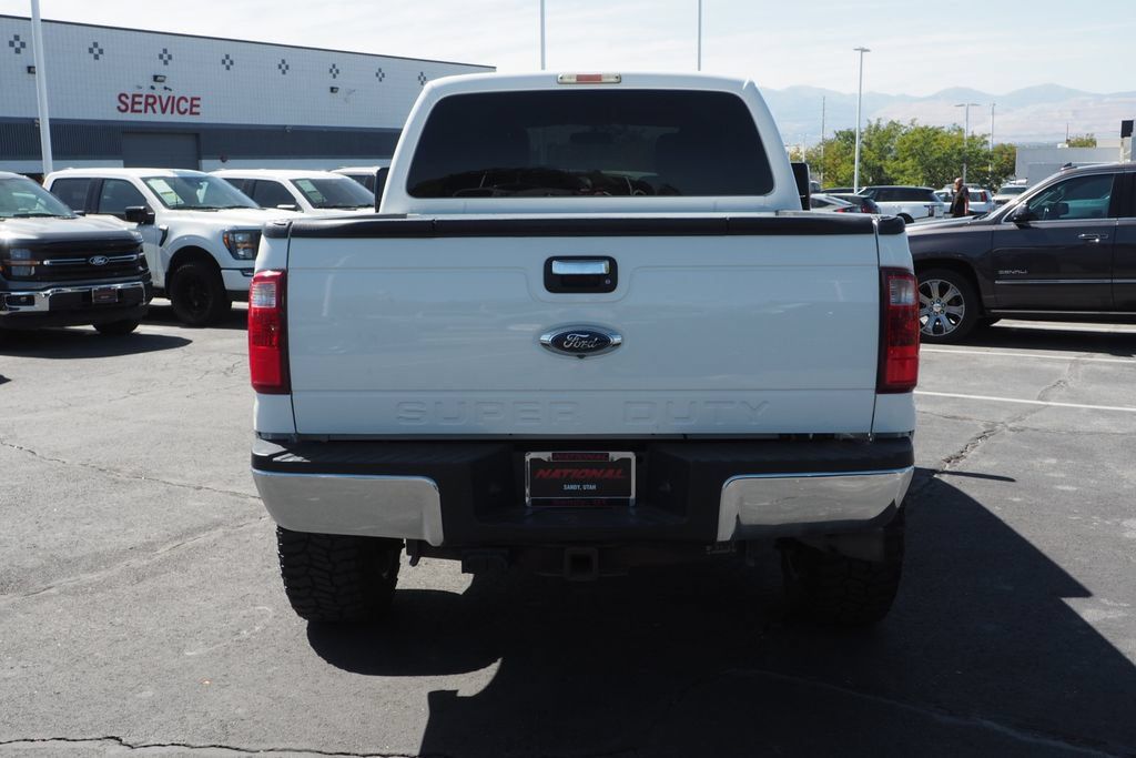 Used 2015 Ford F250 XLT w/ Camper Package AWD/4WD image 6