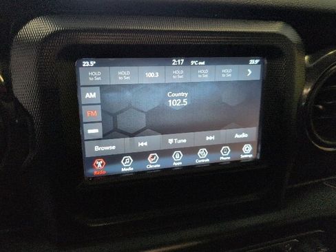 Used 2020 Jeep Wrangler Unlimited Sport image 19