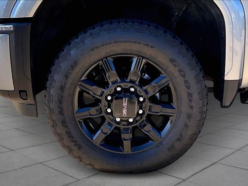 Certified 2024 GMC Sierra 2500 AT4 w/ AT4 Premium Plus Package image 11