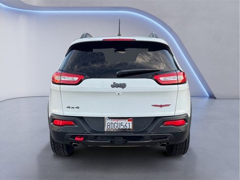 Used 2018 Jeep Cherokee Trailhawk w/ Trailer Tow Group image 5