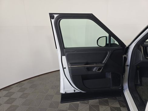 Used 2024 Rivian R1S Adventure AWD/4WD image 15