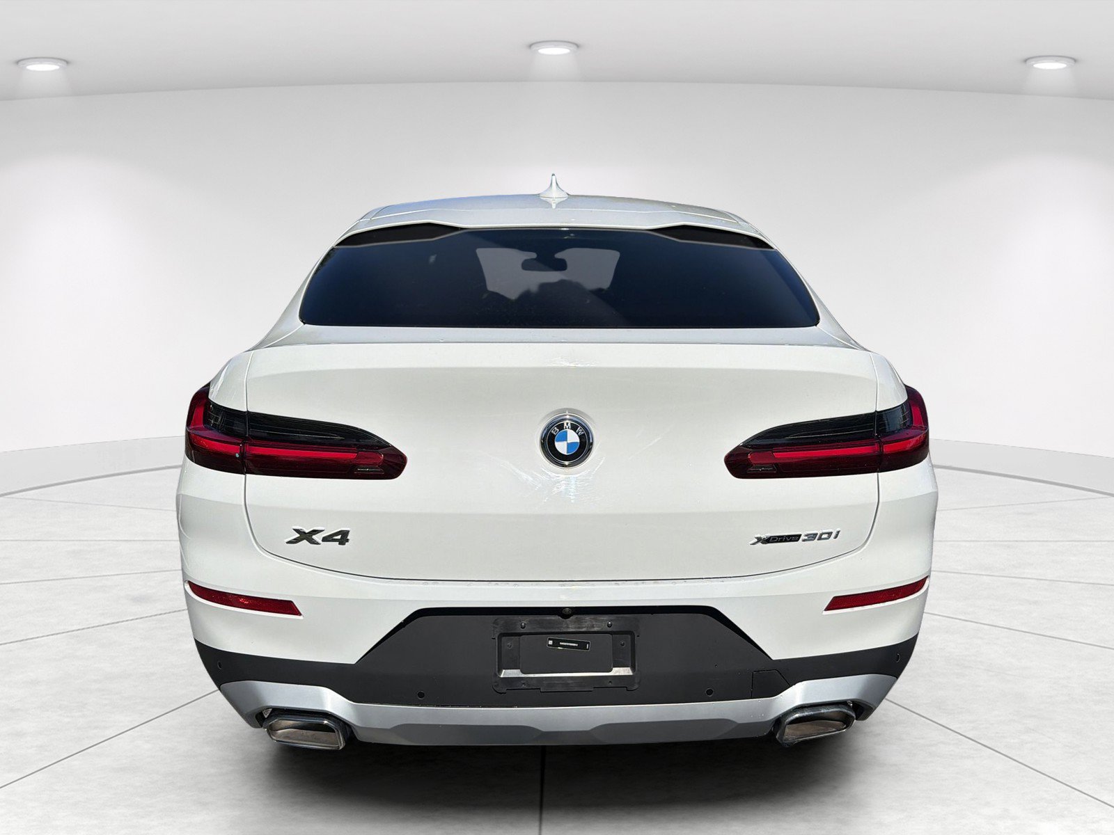 Certified 2025 BMW X4 xDrive30i AWD/4WD image 5
