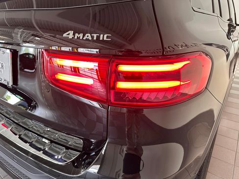 Used 2024 Mercedes-Benz GLB 250 4MATIC image 35