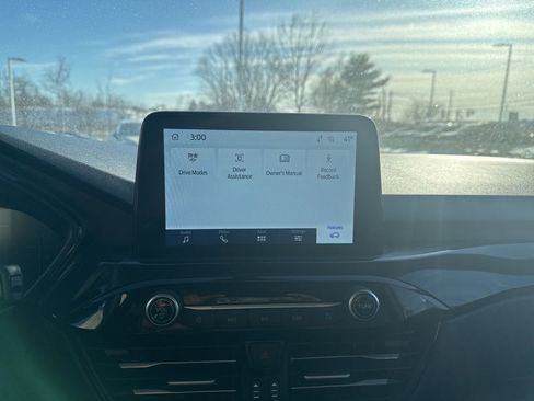 Used 2025 Ford Escape ST-Line image 14