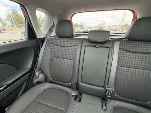 Used 2017 Kia Soul ! w/ Tech Package FWD image 14