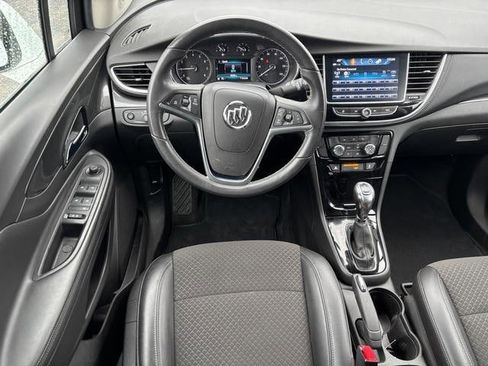 Used 2018 Buick Encore Preferred AWD/4WD image 18