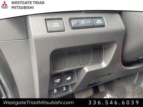 Used 2022 Nissan Frontier PRO-4X w/ Off-Road Protection Package image 17