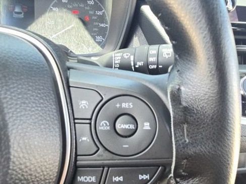 Used 2024 Toyota Corolla Cross AWD Hybrid image 17
