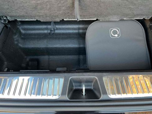 Used 2023 Mercedes-Benz EQE 350+ 4MATIC SUV w/ Exclusive Trim Package image 63