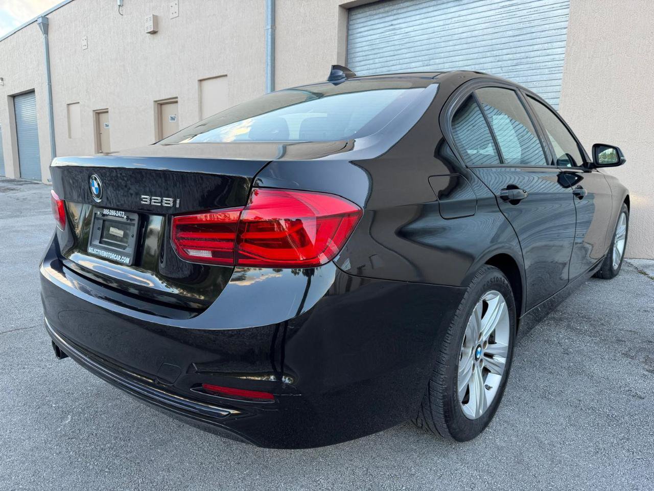Used 2016 BMW 328i Sedan RWD image 10