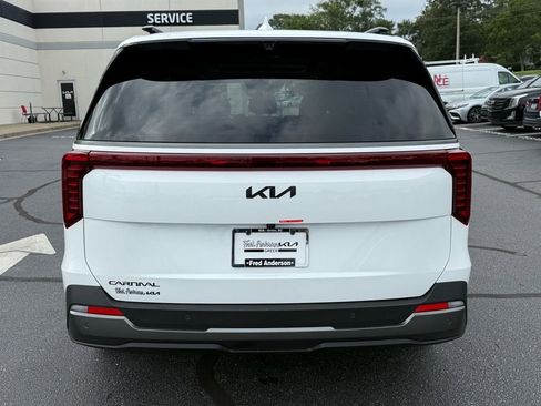 New 2026 Kia Carnival SX Prestige image 4
