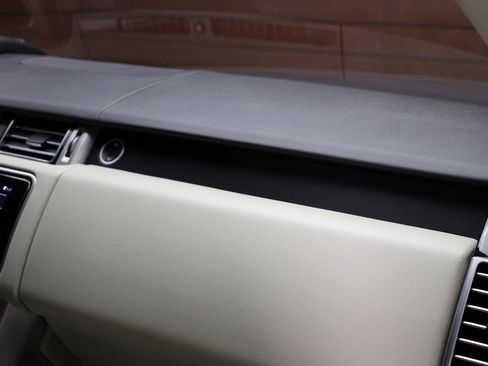 Used 2018 Land Rover Range Rover image 65