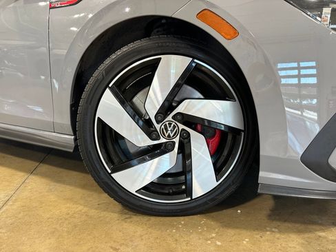 Used 2024 Volkswagen GTI S FWD image 10