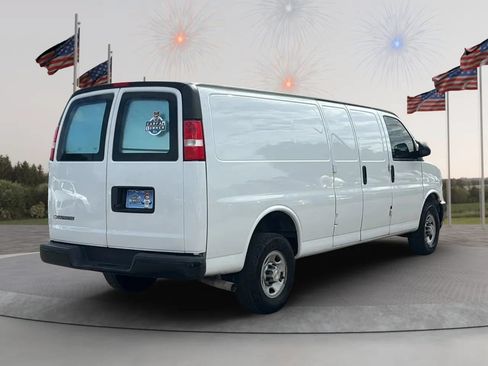 Used 2023 Chevrolet Express 3500 Extended w/ Driver Convenience Package RWD image 5