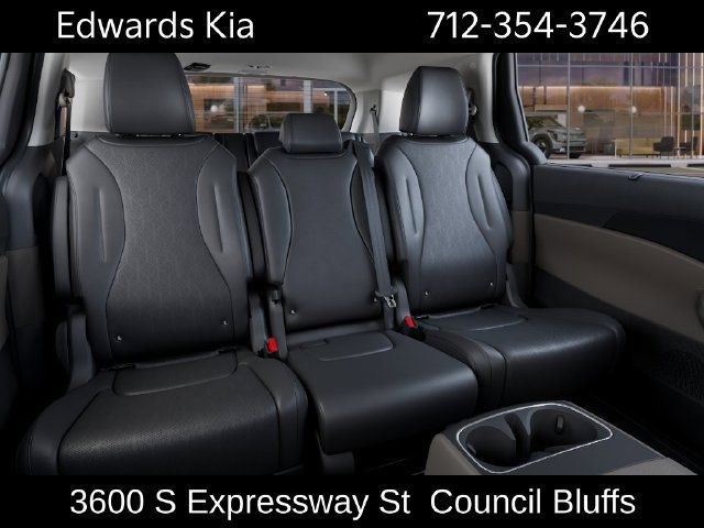 New 2027 Kia Carnival EX FWD image 18