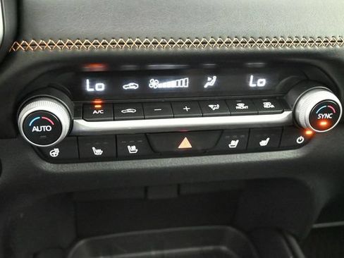 Certified 2025 MAZDA CX-50 AWD 2.5 Turbo w/ Premium Pkg image 11