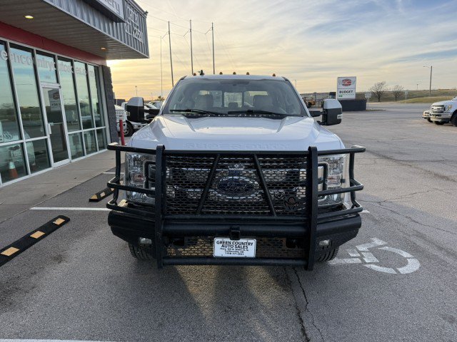 Used 2019 Ford F350 Lariat w/ Lariat Value Package AWD/4WD image 11