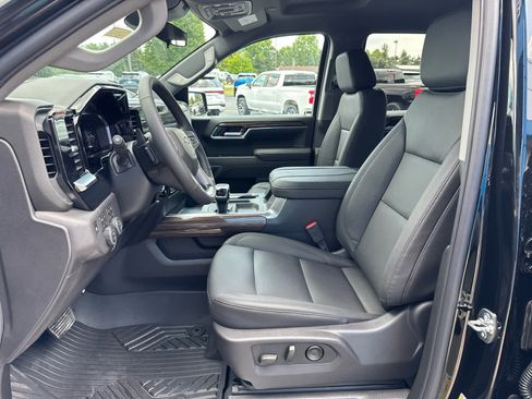 New 2026 Chevrolet Silverado 1500 RST w/ RST All Star Premium Package AWD/4WD image 17