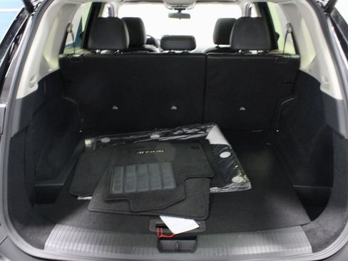 Certified 2023 Nissan Rogue SV w/ SV Premium B Package AWD/4WD image 12