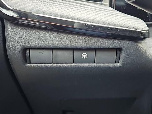 New 2026 Nissan Kicks SR w/ Cold Weather Package image 17