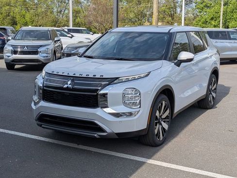 New 2026 Mitsubishi Outlander SE image 7