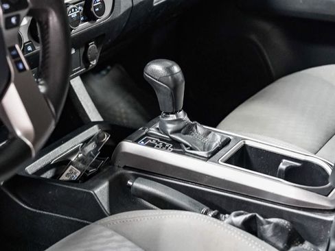 Certified 2023 Toyota Tacoma SR5 AWD/4WD image 24