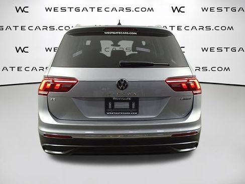 Used 2024 Volkswagen Tiguan SE AWD/4WD image 7