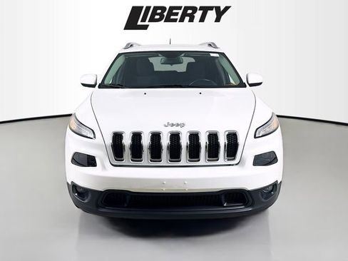 Used 2015 Jeep Cherokee Latitude w/ Cold Weather Group image 2