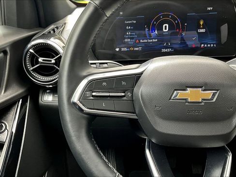 Used 2025 Chevrolet Equinox LT AWD/4WD image 12
