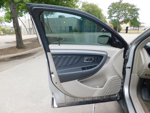 Used 2011 Ford Taurus SEL w/ 201A Rapid Spec Order Code image 13