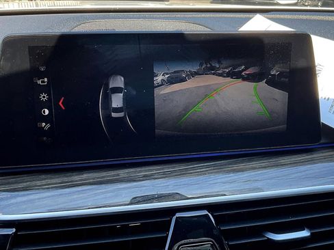 Used 2017 BMW 540i image 21