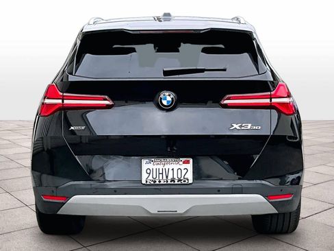 Used 2025 BMW X3 xDrive30i w/ Premium Package image 7