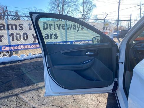 Used 2017 Chevrolet Impala LS image 11