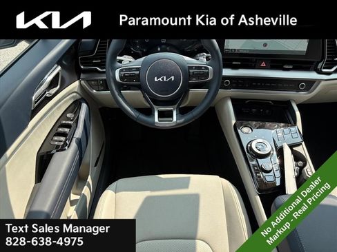 New 2025 Kia Sportage EX image 24