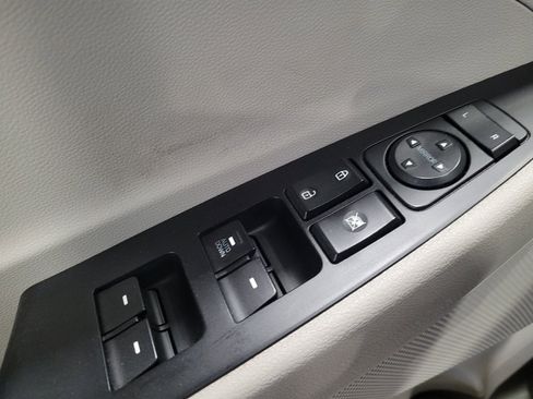 Used 2018 Hyundai Tucson SE image 27