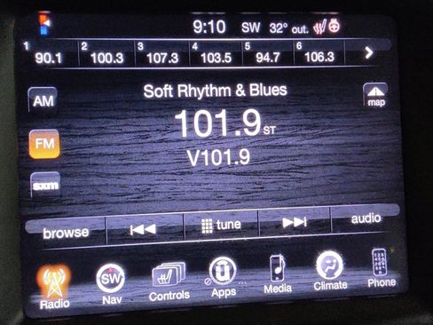 Used 2016 Jeep Cherokee Latitude w/ Safety/Convenience Group image 25