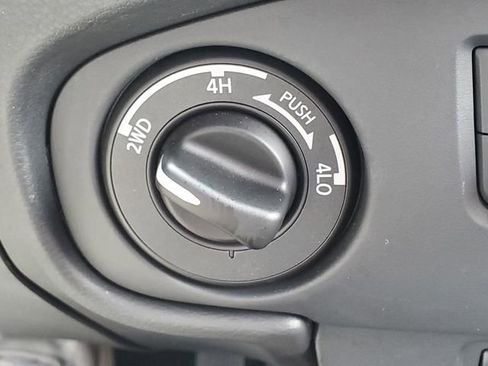 Certified 2024 Nissan Frontier PRO-4X w/ Technology Package AWD/4WD image 24